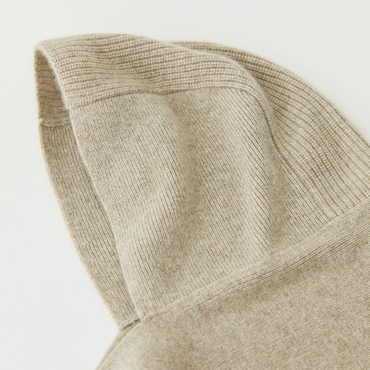 【Coming Soon】#19|フーディーマフラー