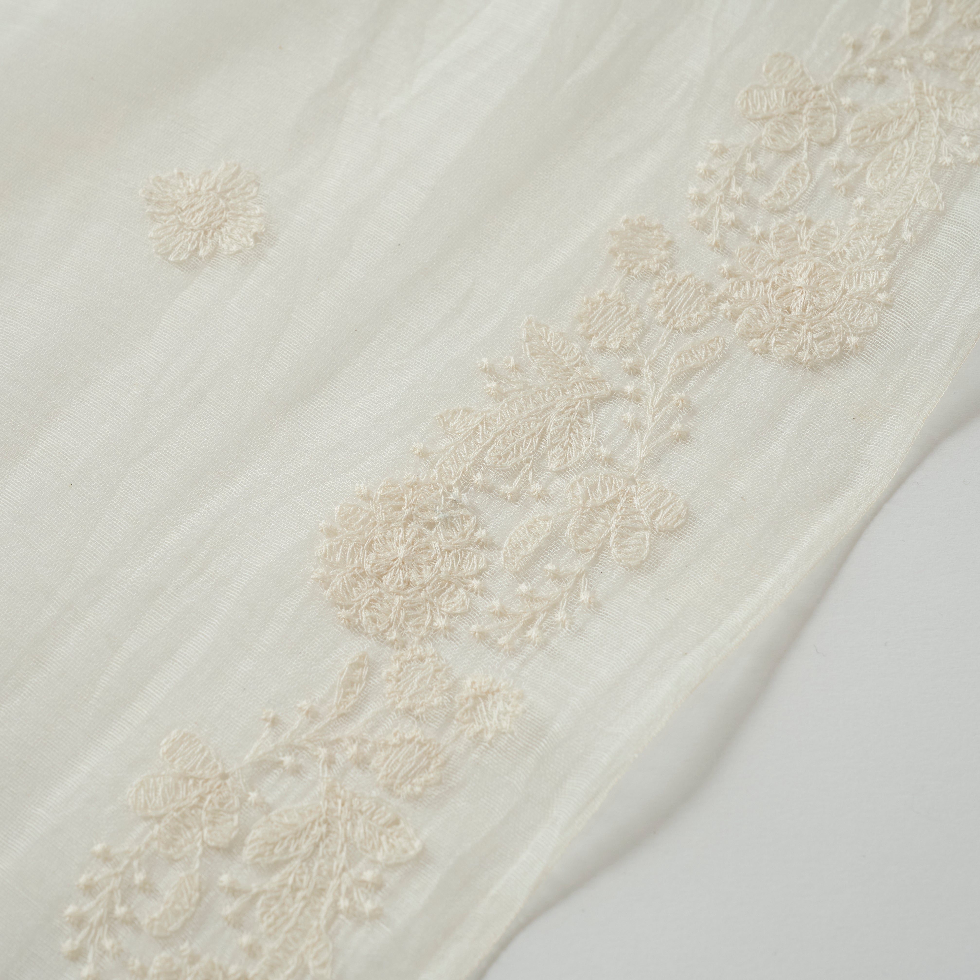 indian scallop embroidery stole(インド刺繍 ストール)