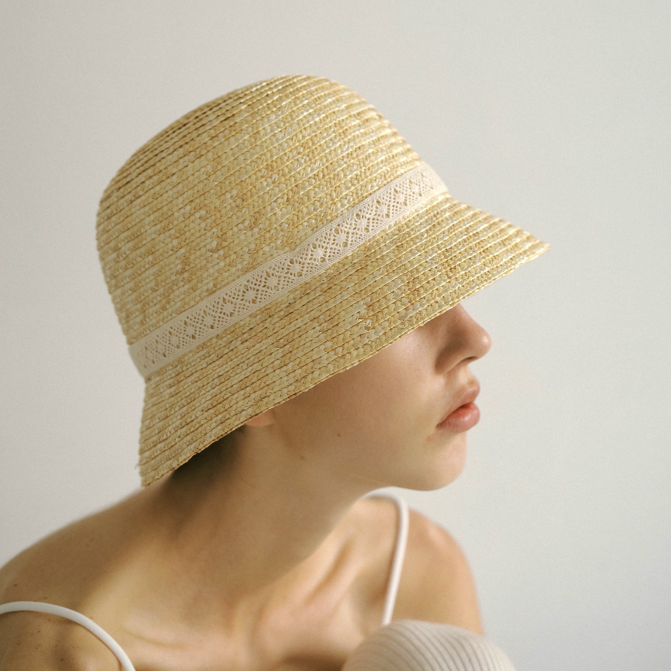 straw hat with torchon lace(トーションレース付き麦わら帽子)