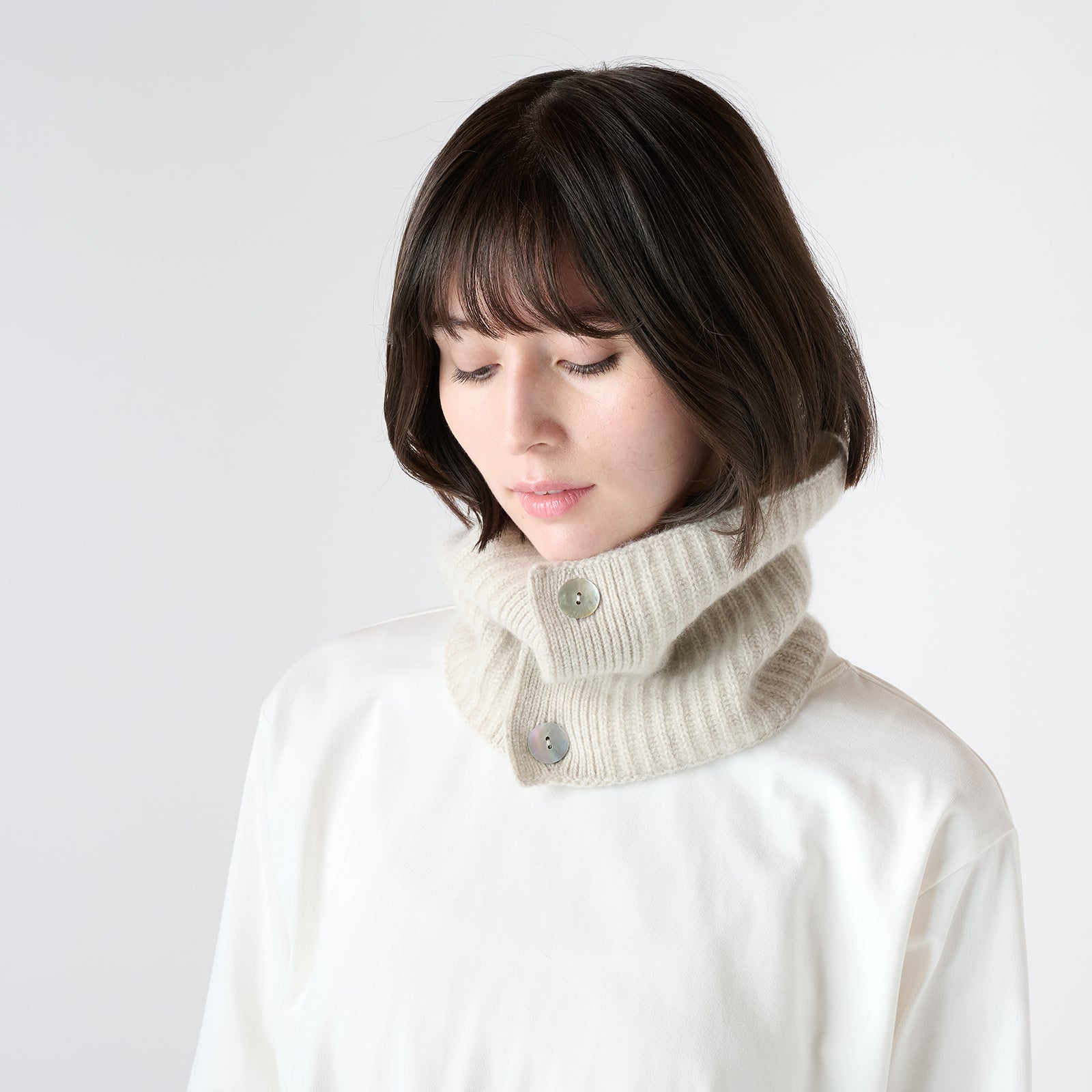 cashmere button neck warmer(カシミヤ ボタン付きネックウォーマー)