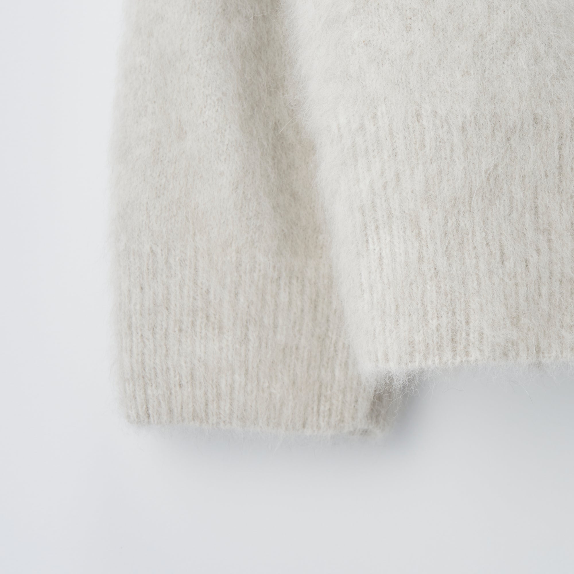fluffy knit cardigan(ふわふわニットカーディガン)