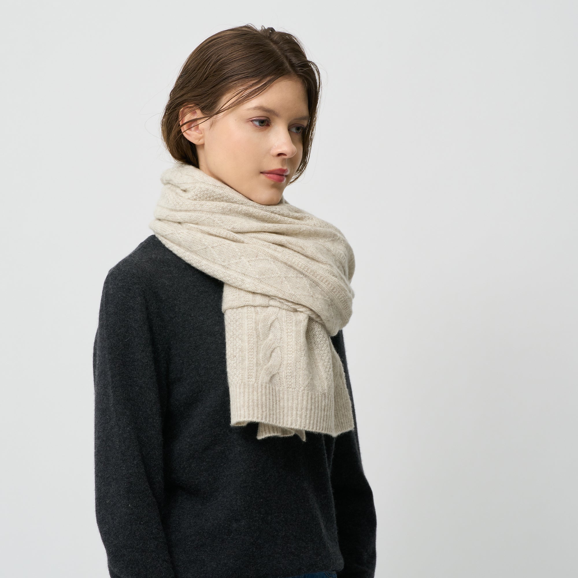 aran knit stole(アラン編みニットストール)