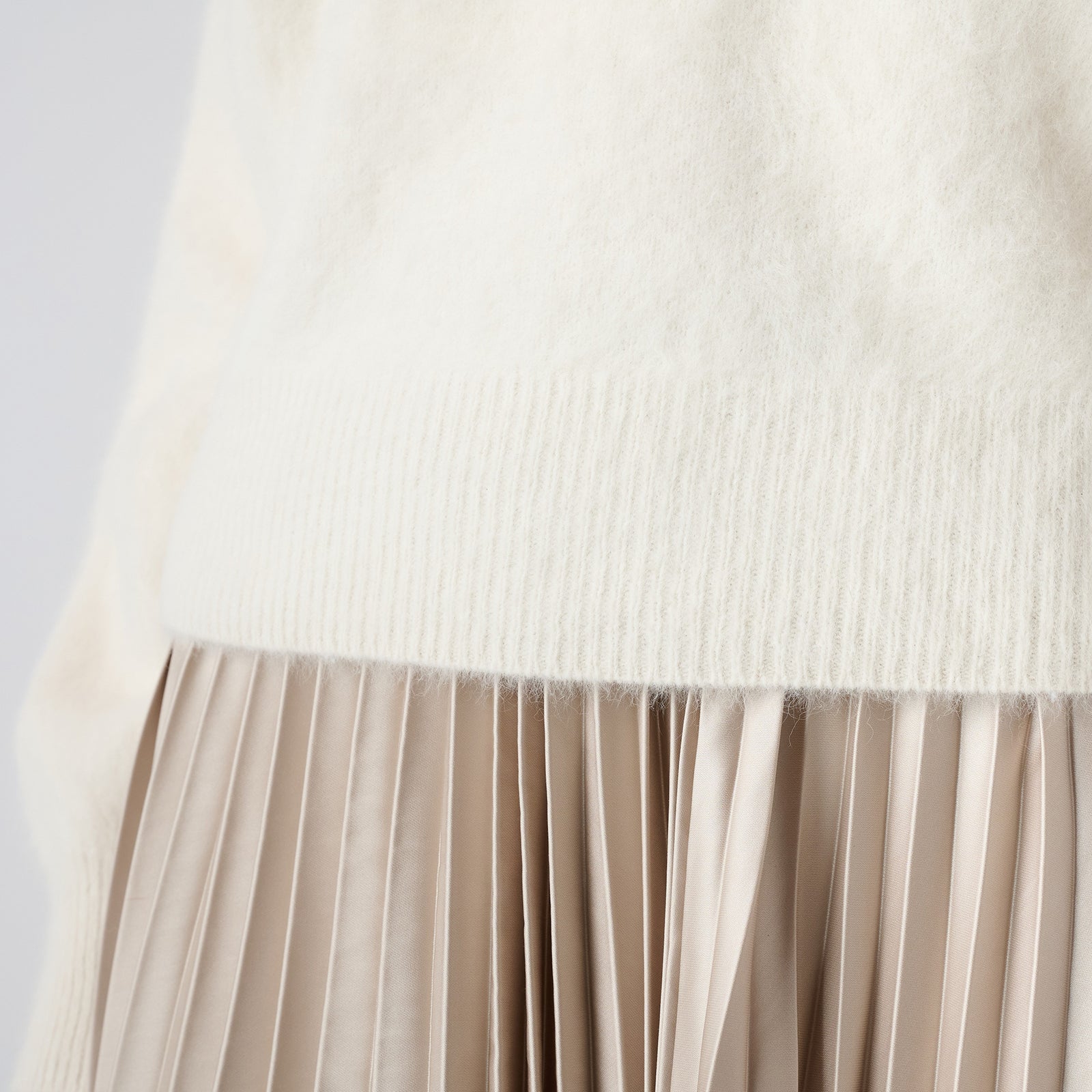 【Coming soon】fox cashmere crew neck pullover(フォックスカシミヤ クルーネックニット)