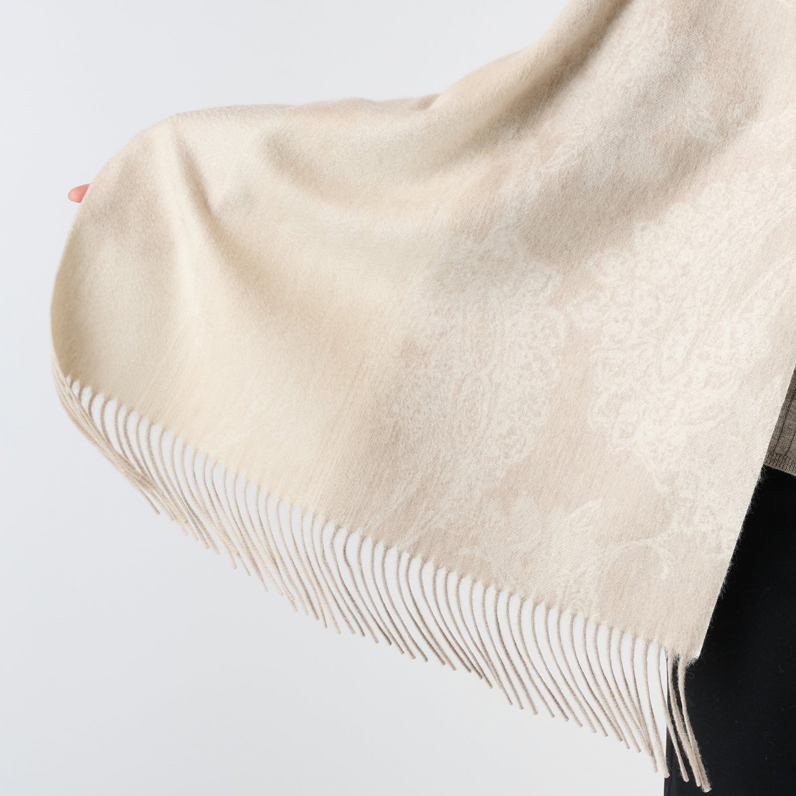 【Coming soon】cashmere jacquard stole(カシミヤ ジャカードストール)