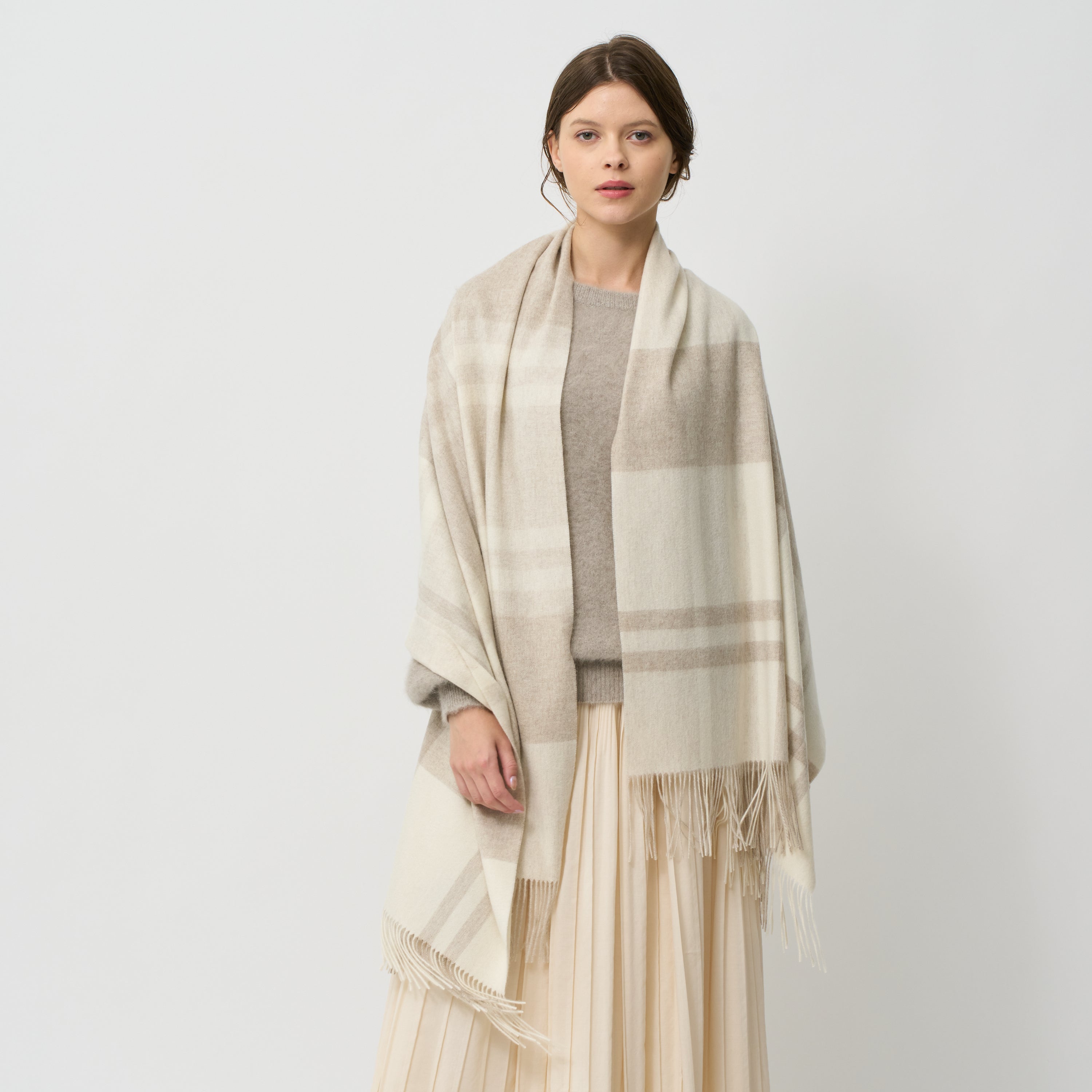 baby cashmere jacquard stole(ベビーカシミヤ紡毛起毛ジャカードストール)