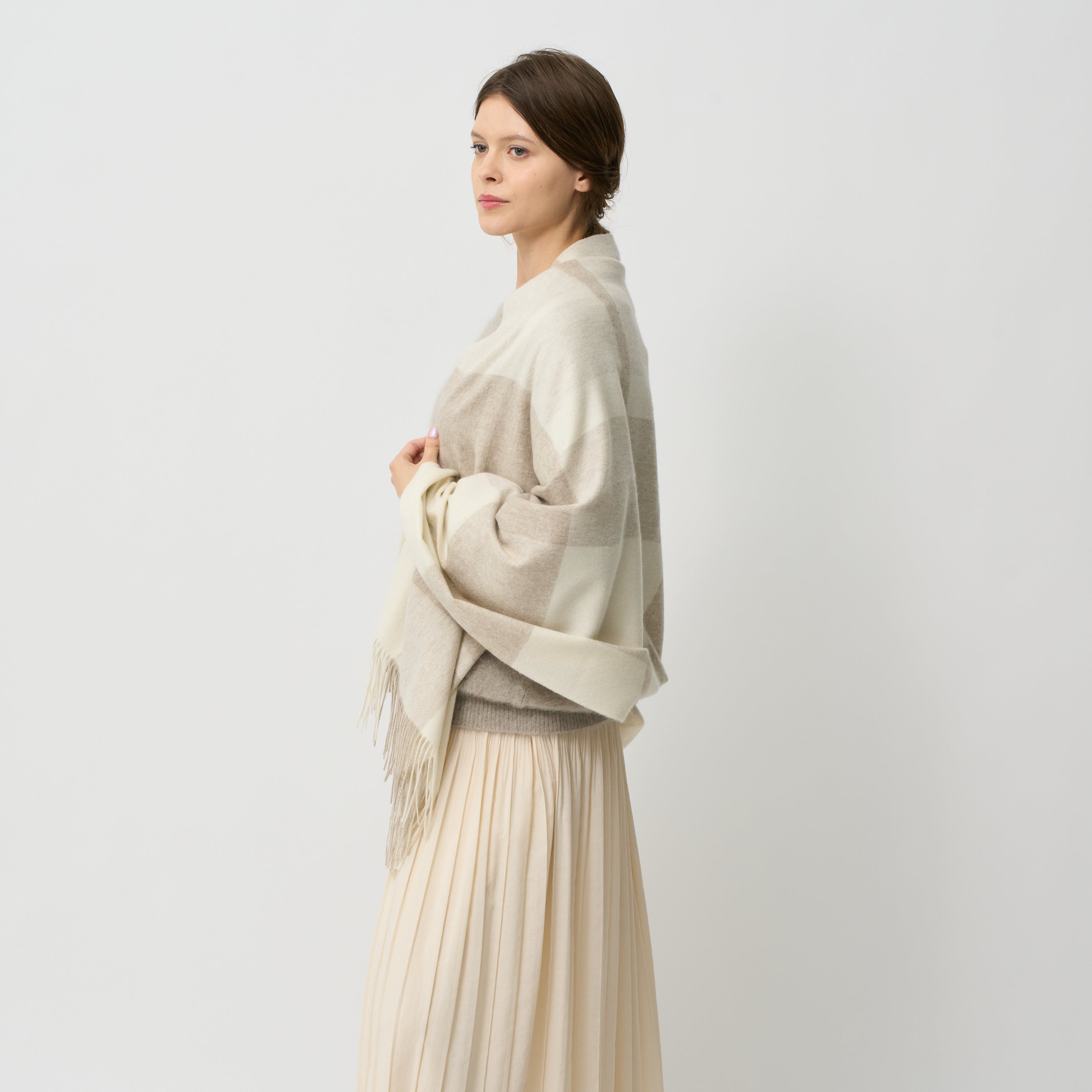 baby cashmere jacquard stole(ベビーカシミヤ紡毛起毛ジャカードストール)
