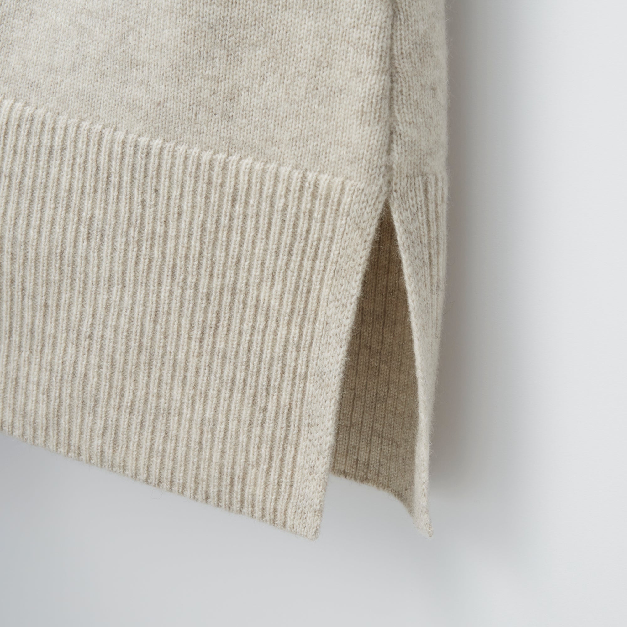 cashmere turtle neck knit dress(カシミヤタートルネックニットワンピース)EC限定ギフトバッグ付き