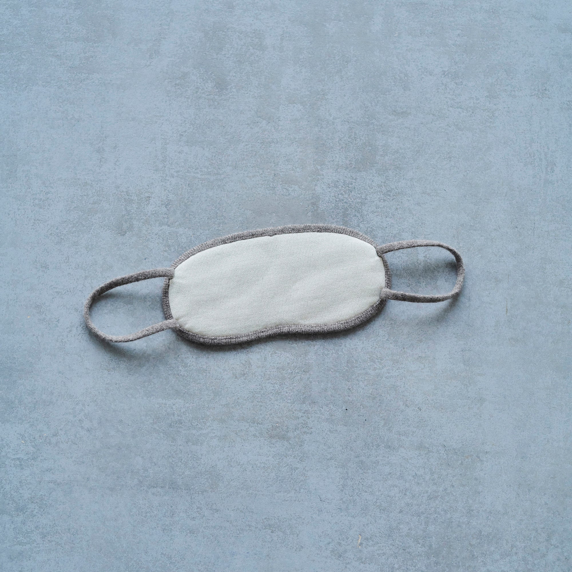 U#02 | アイマスク