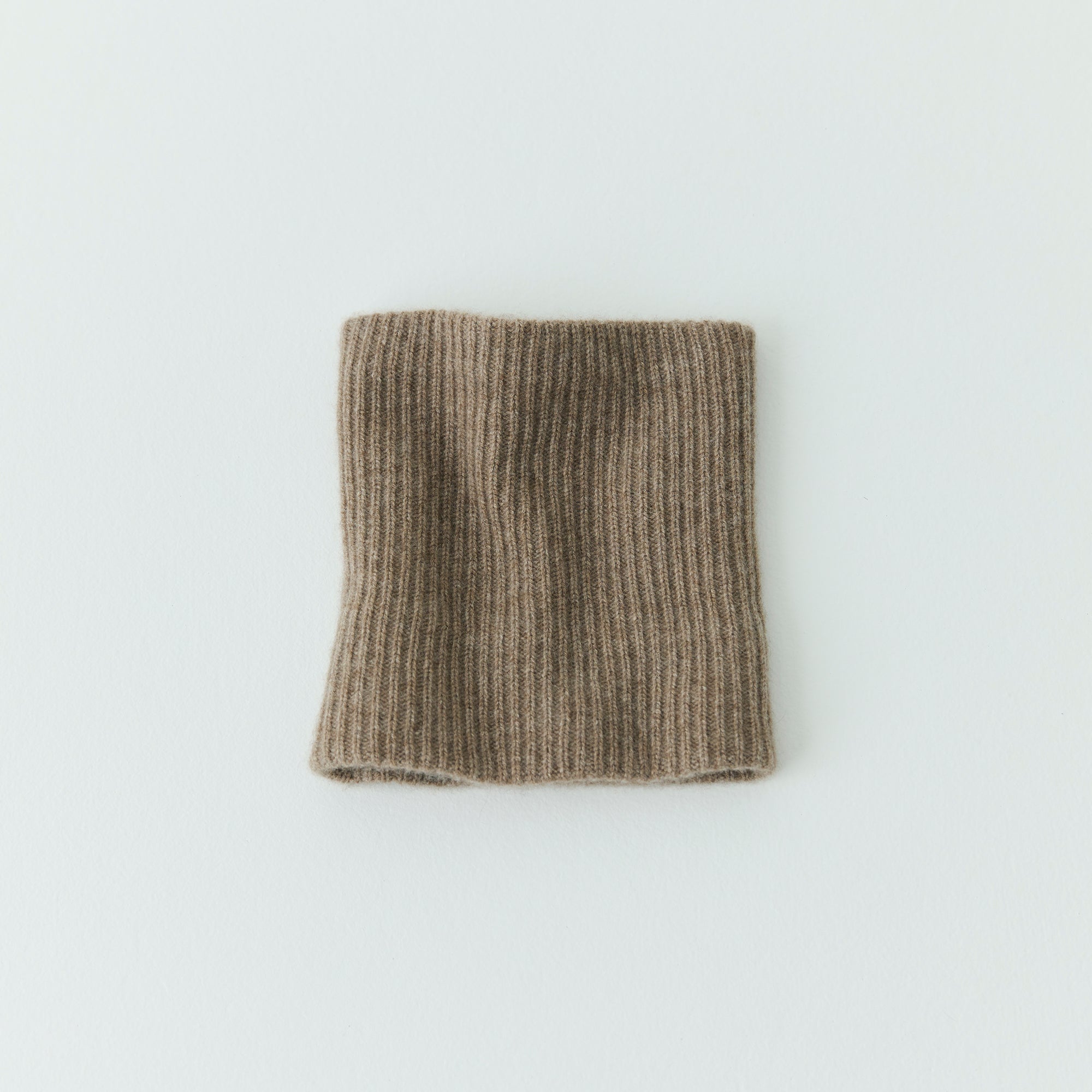 U#08 | リブニットスヌード