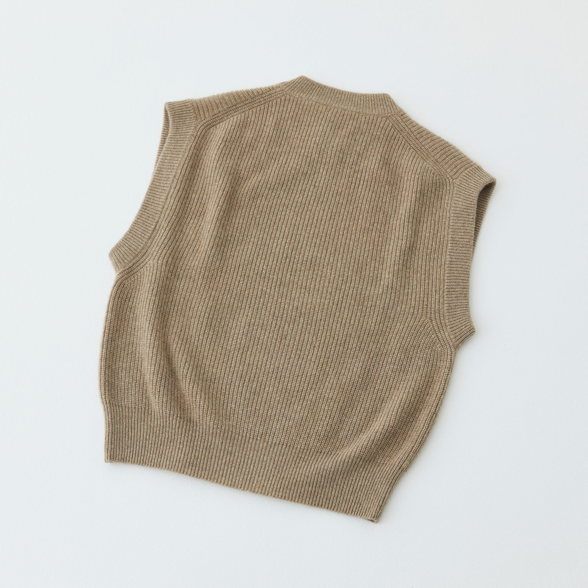 W#02 | リブニットVネックベスト