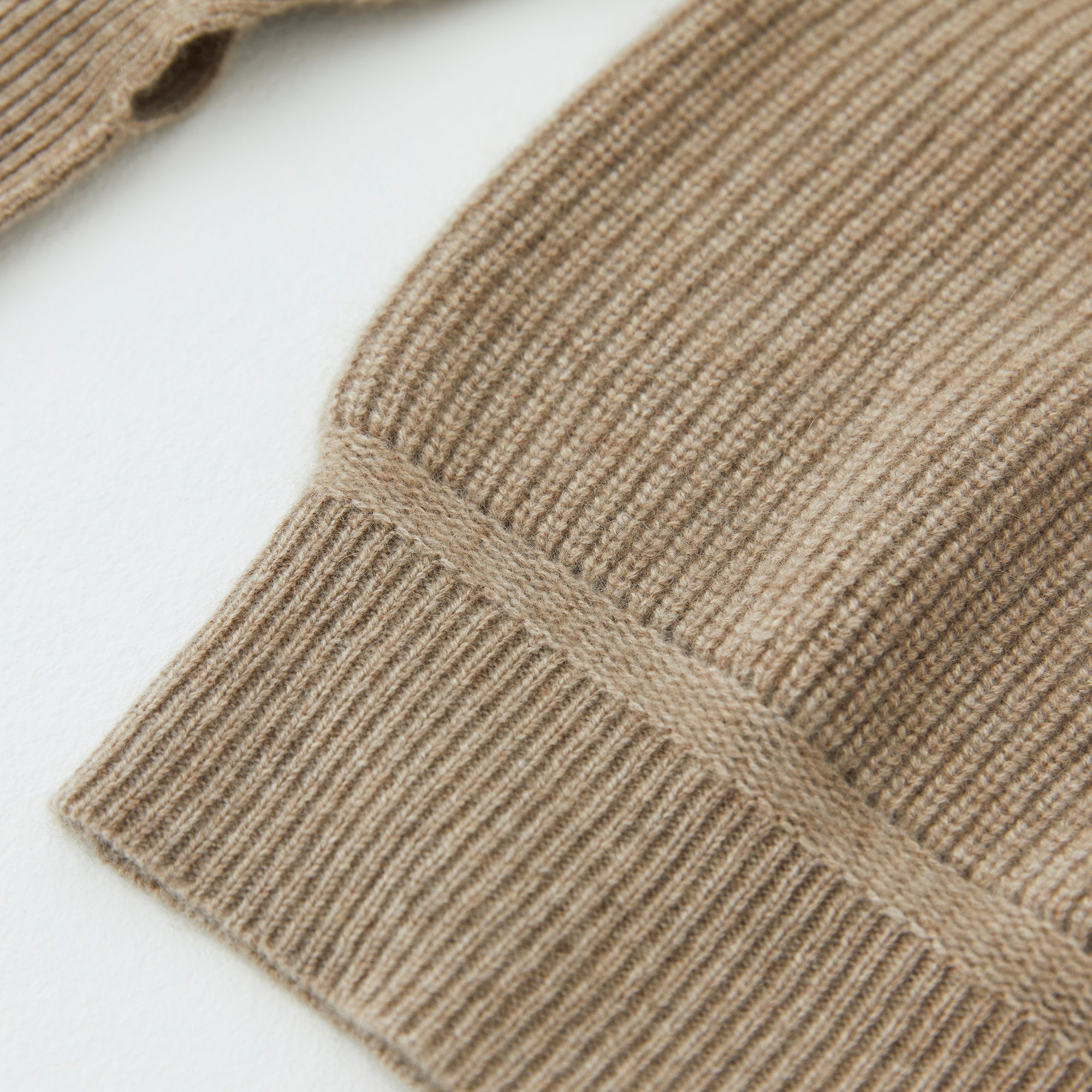 W#01 | リブニットクルーネックセーター