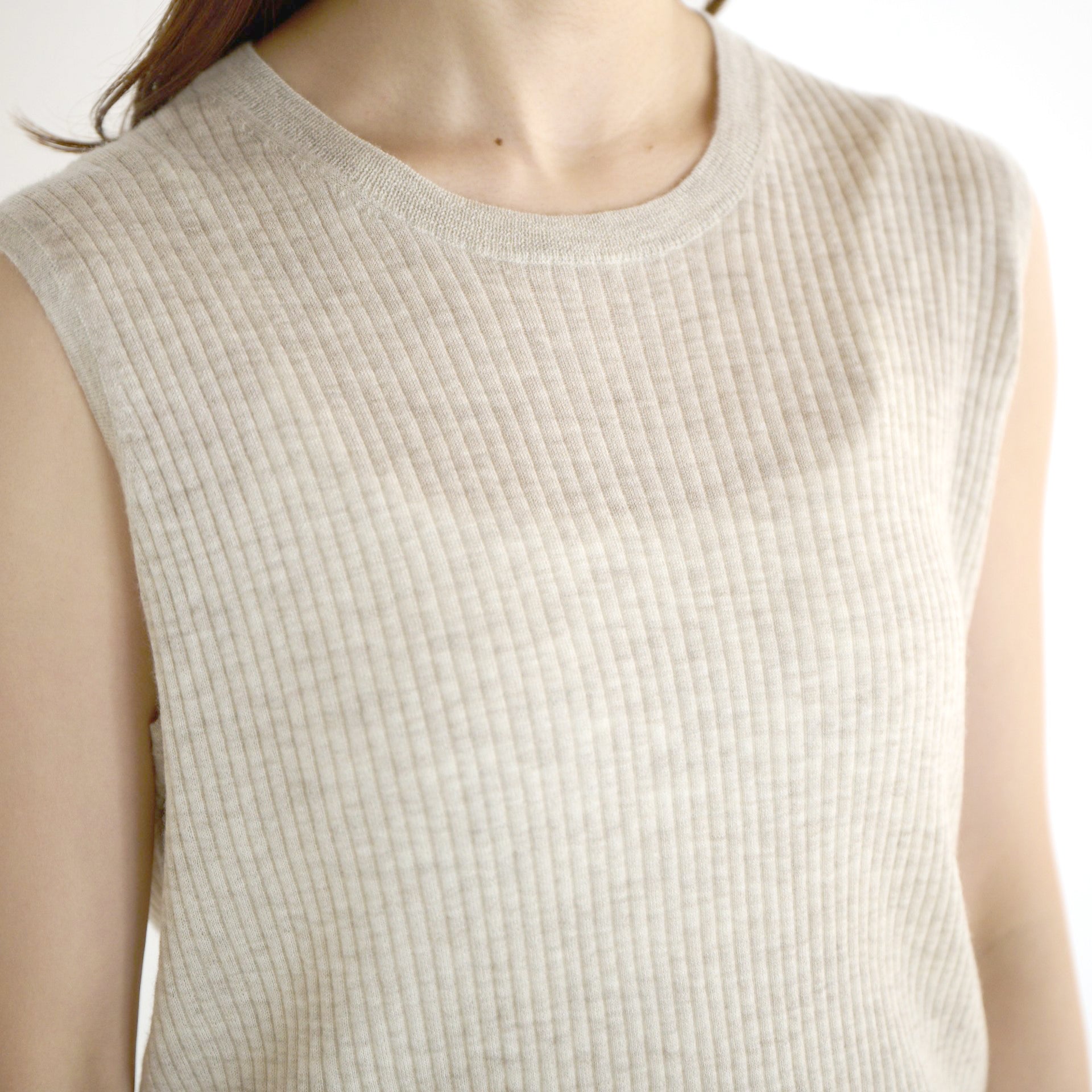 cashmere rib knit sleeveless pullover(カシミヤ100％リブニットノースリーブ)