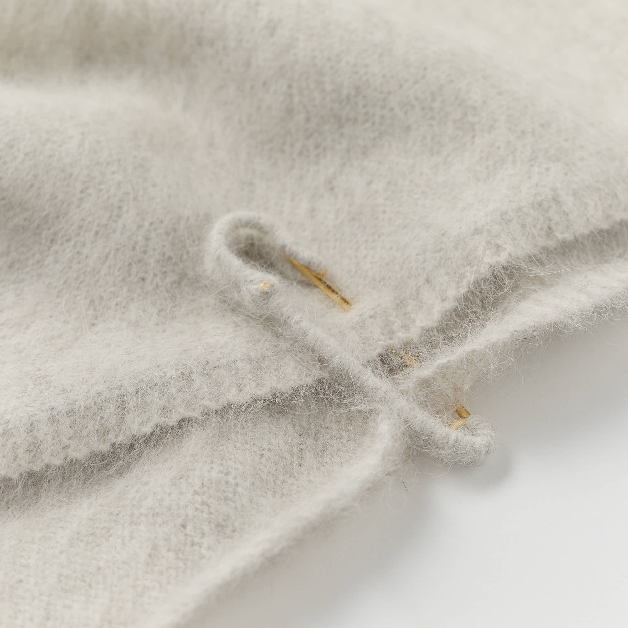 fox cashmere triangle knit scarf(フォックスカシミヤ トライアングルニットスカーフ)