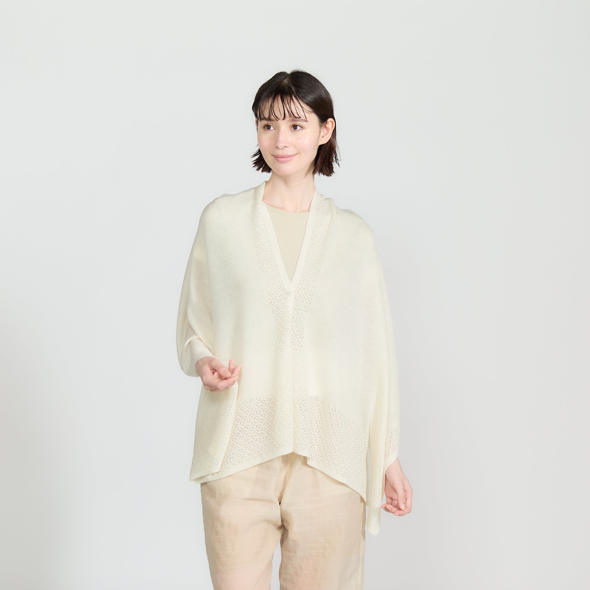 wool cashmere knit stole with button(ウールカシミヤ ボタン付ニットストール)