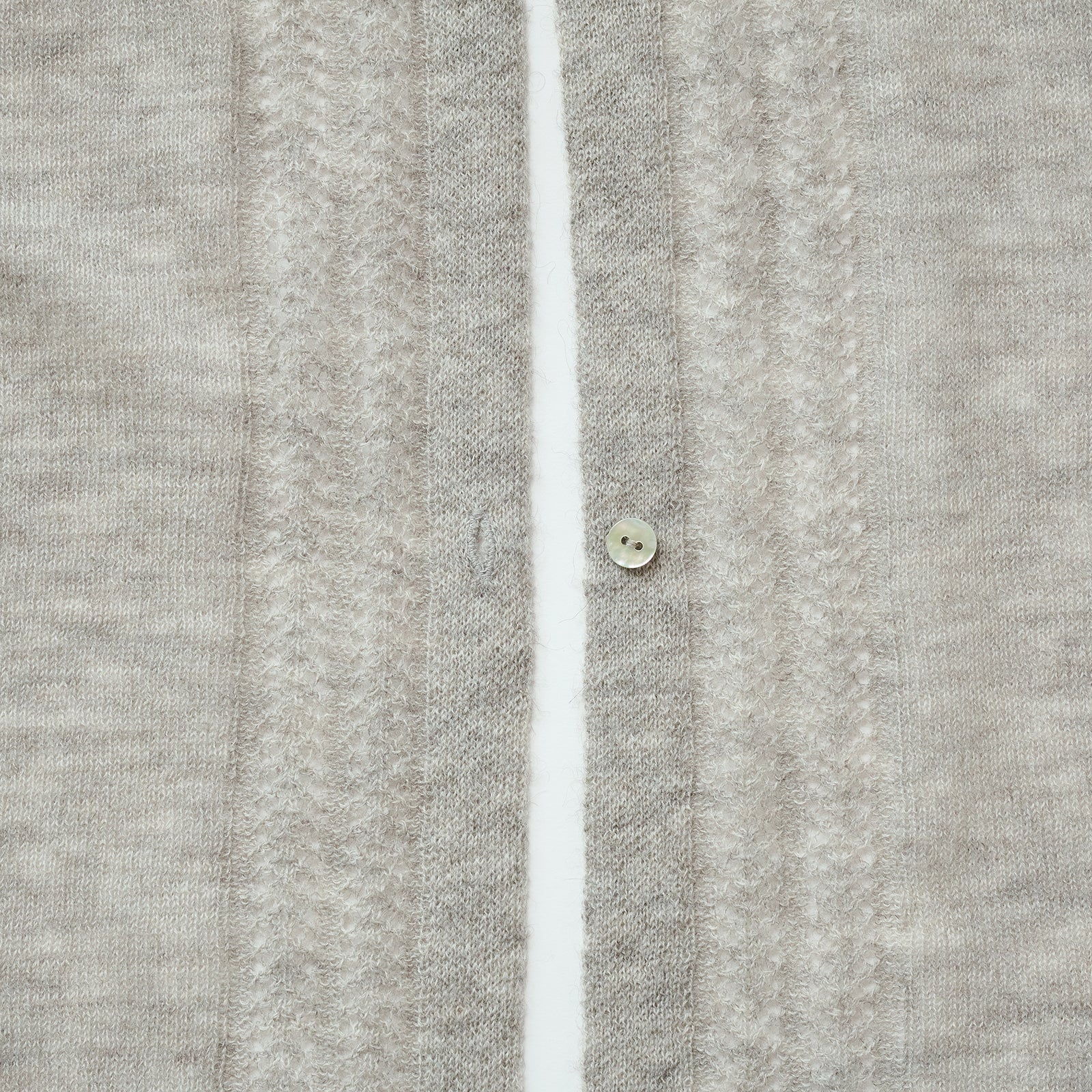 button knit stole（ボタン付き ニットストール）