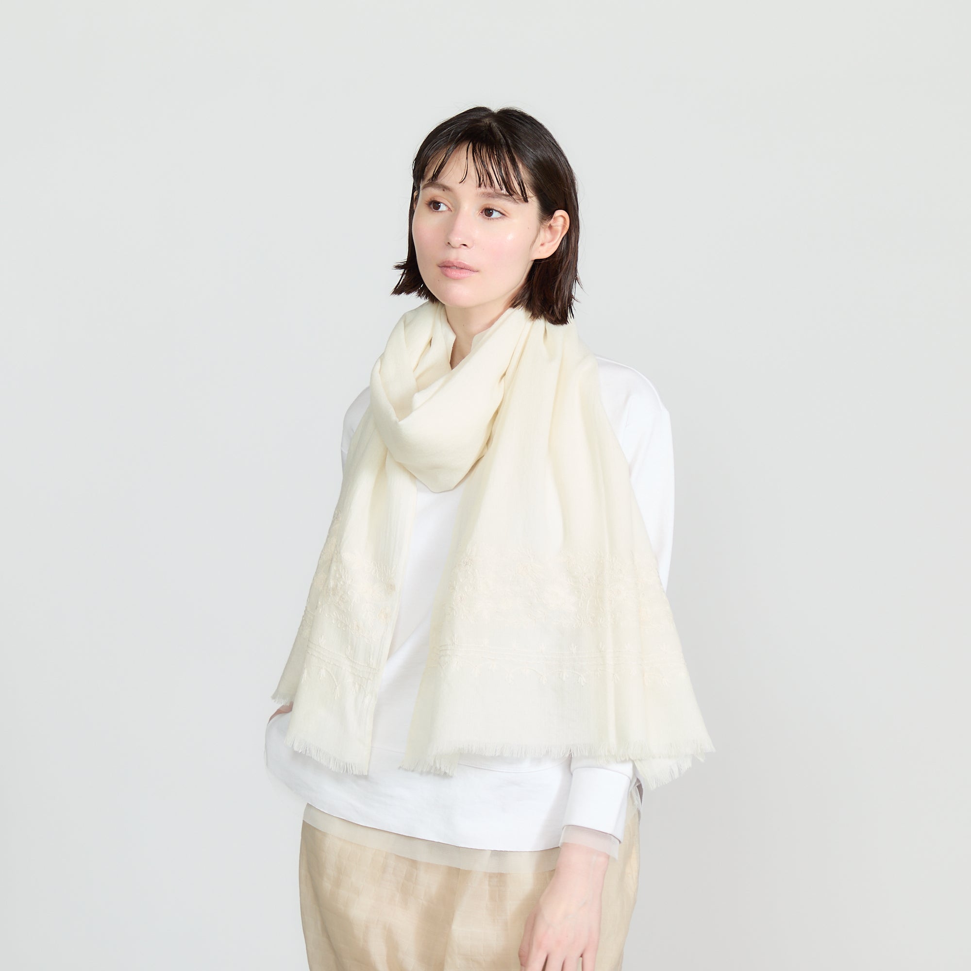 indian embroidery stole(インド製刺繍ストール)