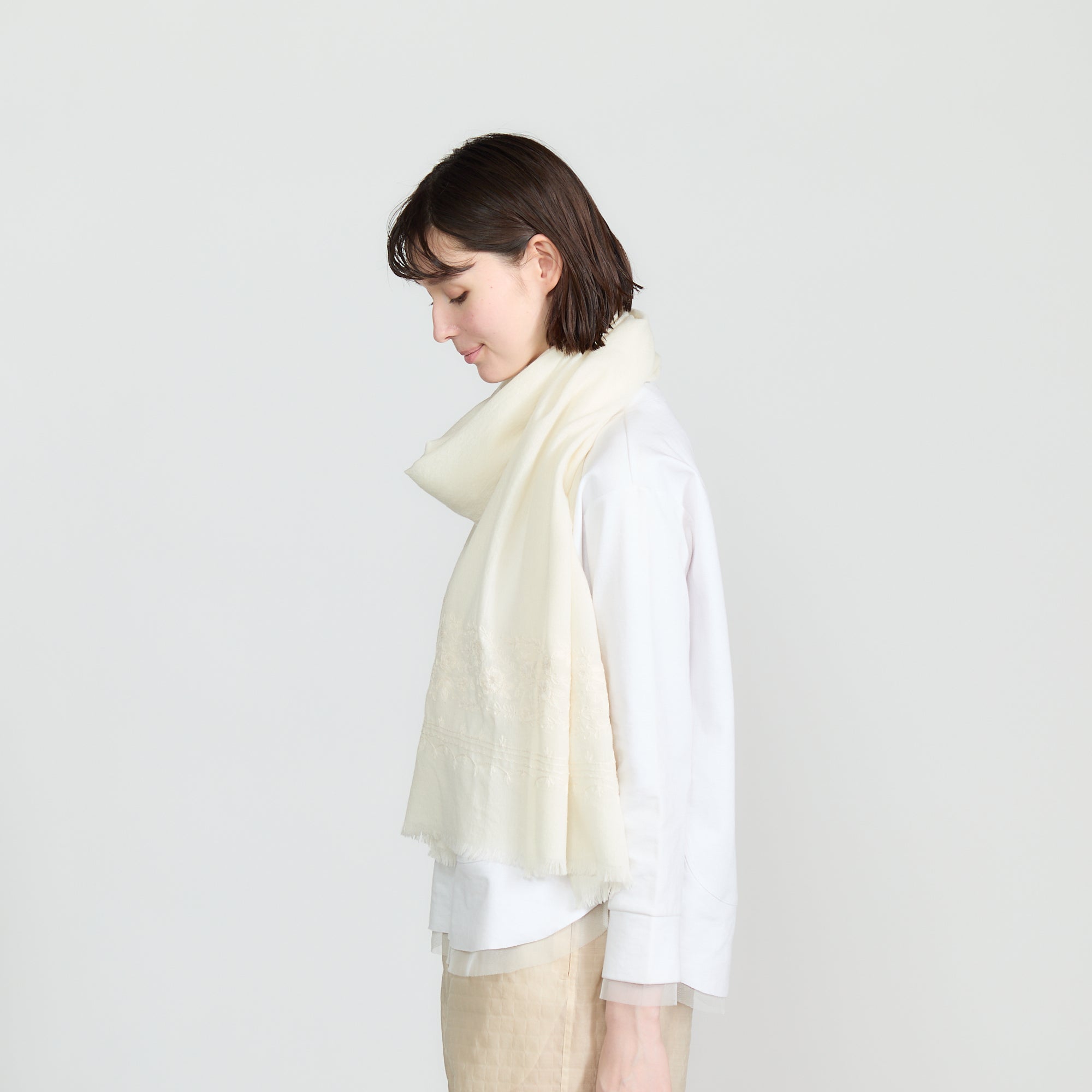 indian embroidery stole(インド製刺繍ストール)