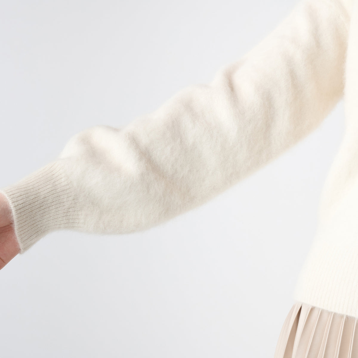 【Coming soon】fox cashmere crew neck pullover（フォックスカシミヤ クルーネックニット）