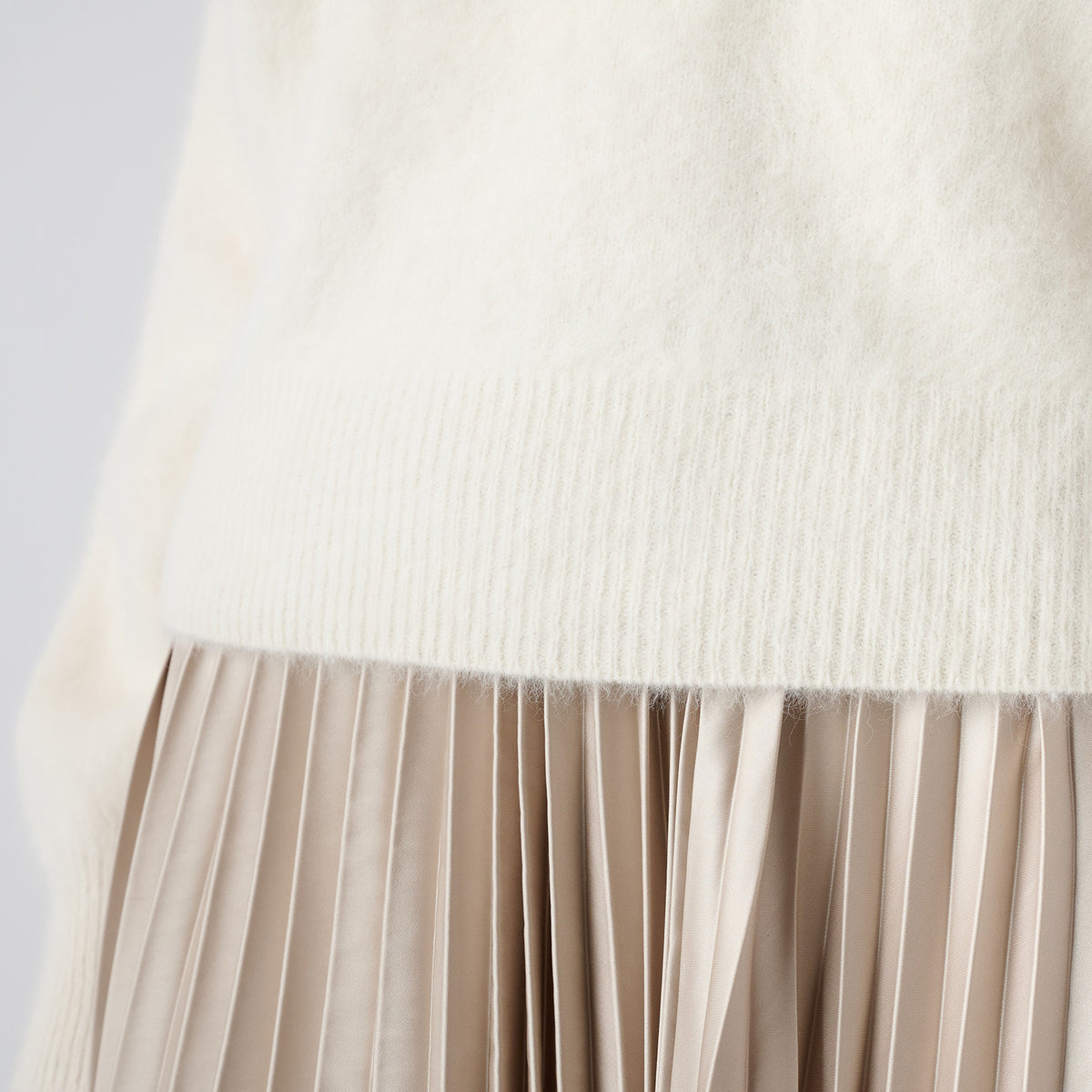 【Coming soon】fox cashmere crew neck pullover（フォックスカシミヤ クルーネックニット）