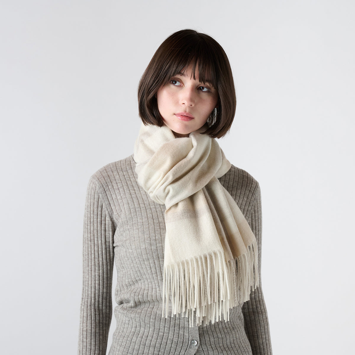 【Coming soon】cashmere jacquard stole（カシミヤ ジャカードストール）